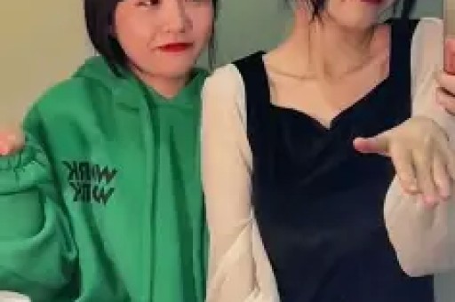 张凌赫评论区沦陷！连上8个热搜遭网友讽刺：39个人就崩溃了？