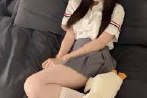 赵露思的甜妹人设塌房记：虚假助农、谎言连篇走到今日绝非偶然